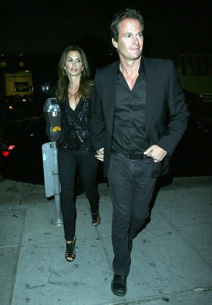 Vòng quanh thế giới giải trí ngày 15/1 - 7