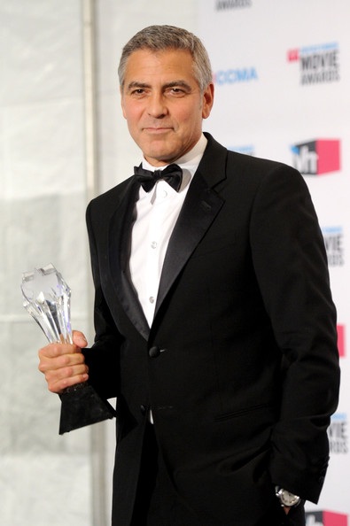 George Clooney chiến thắng tại lễ trao giải Critics’ Choice Awards - 1
