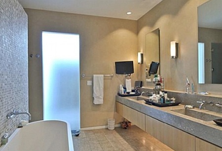 “Đột nhập” căn hộ cao cấp của em gái Kim “siêu vòng ba” - 7