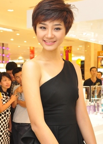 Á quân Vietnam's Next Top Model gặp lại bạn cũ - 1 Á quân Vietnam's Next Top Model gặp lại bạn cũ - 1