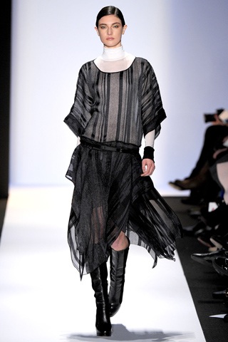 BCBG Max Azria - Mềm mại, quyến rũ - 7 BCBG Max Azria - Mềm mại, quyến rũ - 7