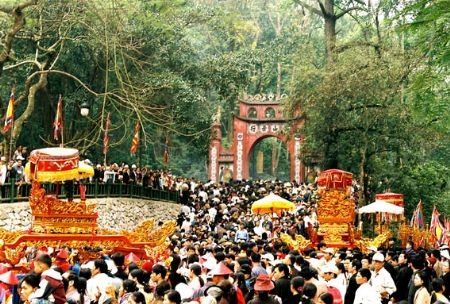 Đại lễ giỗ Tổ Hùng Vương 2012 có nhiều nét mới - 1 Đại lễ giỗ Tổ Hùng Vương 2012 có nhiều nét mới - 1
