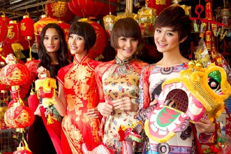 Top 4 Vietnam’s Next Top Model 2011 rạng rỡ đón xuân - 2 Top 4 Vietnam’s Next Top Model 2011 rạng rỡ đón xuân - 2