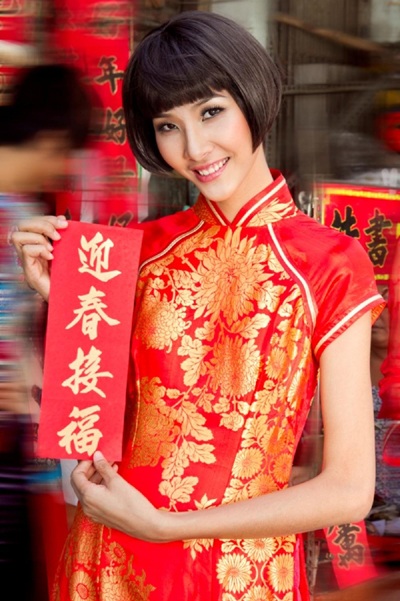 Top 4 Vietnam’s Next Top Model 2011 rạng rỡ đón xuân - 3 Top 4 Vietnam’s Next Top Model 2011 rạng rỡ đón xuân - 3