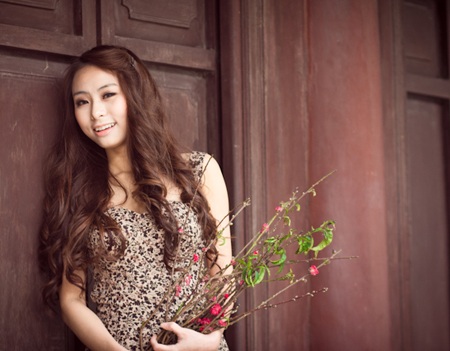 Huyền Lizzie xinh tươi dạo phố xuân - 6