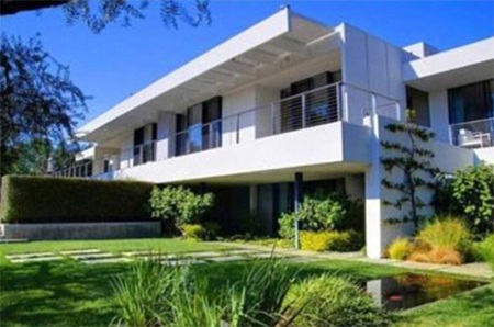 Ngắm biệt thự đắt giá của Jennifer Aniston  - 1