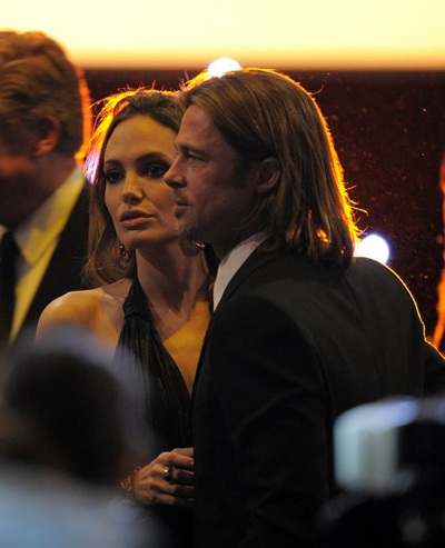 Nụ hôn hiếm bị bắt gặp của Angelina Jolie - Brad Pitt - 2 Nụ hôn hiếm bị bắt gặp của Angelina Jolie - Brad Pitt - 2