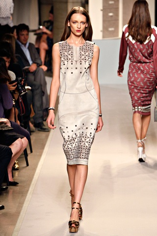 BST xuân hè 2012 của Loewe - 5