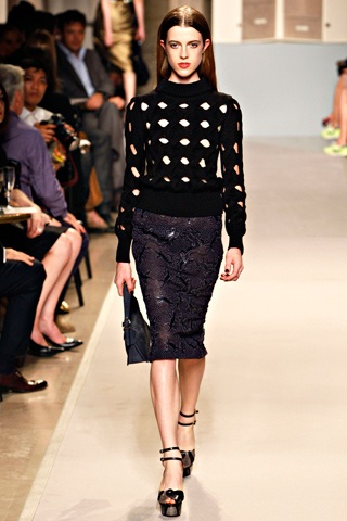 BST xuân hè 2012 của Loewe - 19