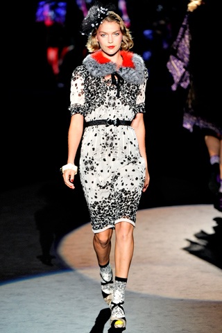 Bay bổng Anna Sui - 6