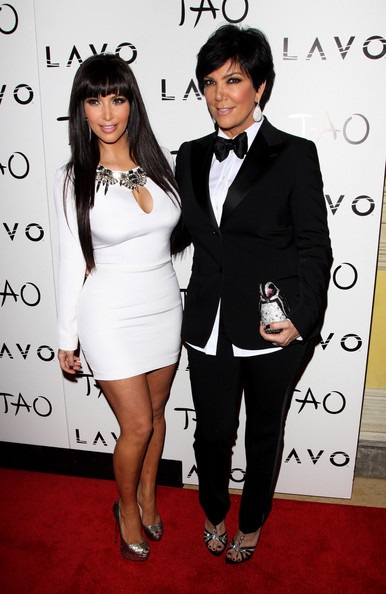 Kim “siêu vòng ba”: Năm mới, tóc mới - 2