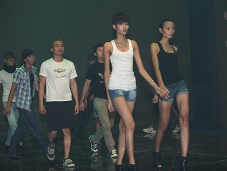 Buổi tập trước giờ G của Vietnam’s Next Top Model - 7 Buổi tập trước giờ G của Vietnam’s Next Top Model - 7