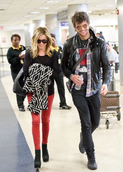 Vòng quanh thế giới giải trí ngày 3/1 - 3 Vòng quanh thế giới giải trí ngày 3/1 - 3