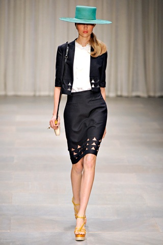 BST xuân hè 2012 của Jaeger London - 1 BST xuân hè 2012 của Jaeger London