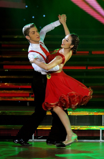 Á hậu Hoàng My dừng cuộc chơi