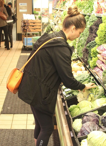 Jessica Alba mua gì trong 1 buổi đi siêu thị? - 7 Jessica Alba mua gì trong 1 buổi đi siêu thị?