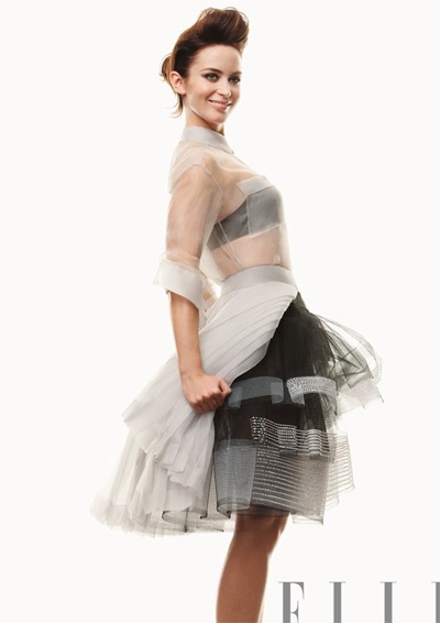 Người đẹp khoe sắc trên tạp chí