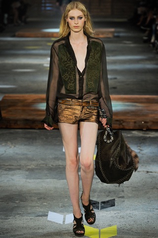 BST xuân hè 2012 của Just Cavalli - 24