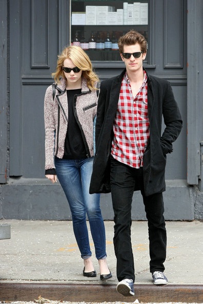 Vòng quanh thế giới giải trí ngày 30/3