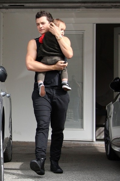 Vòng quanh thế giới giải trí ngày 30/3