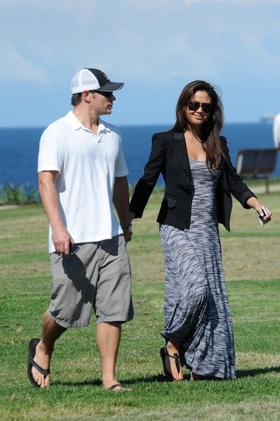 Vòng quanh thế giới giải trí ngày 30/3