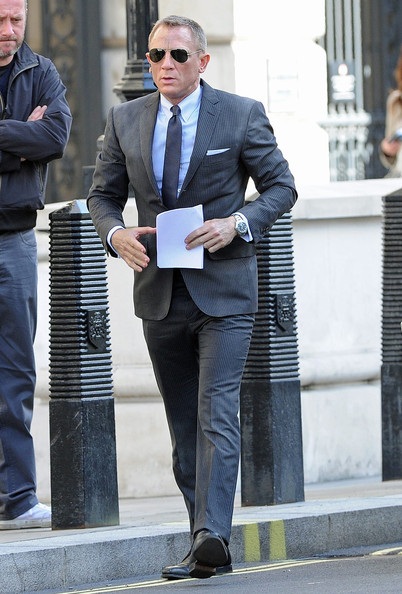 Vòng quanh thế giới giải trí ngày 2/4