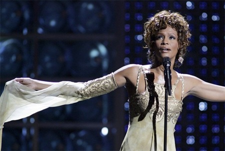 Bán đấu giá váy áo của Whitney Houston - 5 Bán đấu giá váy áo của Whitney Houston