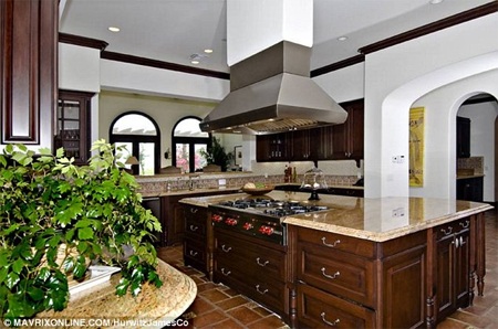 Justin Bieber tậu biệt thự 6 triệu đô - 8 Justin Bieber tậu biệt thự 6 triệu đô