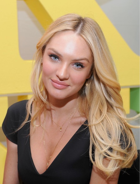 Candice Swanepoel khoe vóc dáng siêu quyến rũ