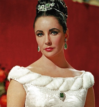 Tiết lộ mới về tình yêu của Elizabeth Taylor với kim cương