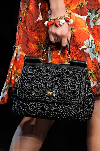 Những mẫu túi và giày rất xinh đẹp của Dolce & Gabbana - 1 Những mẫu túi và giày rất xinh đẹp của Dolce & Gabbana