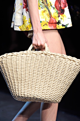 Những mẫu túi và giày rất xinh đẹp của Dolce & Gabbana - 7 Những mẫu túi và giày rất xinh đẹp của Dolce & Gabbana