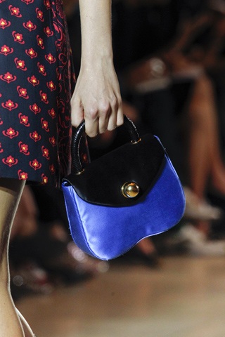 Những chiếc túi xinh xắn của Miu Miu