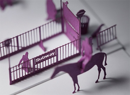 Ga tàu điện ngầm ở New York làm từ... giấy