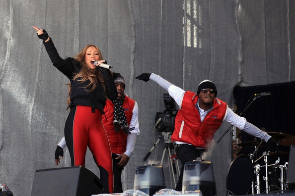 Mariah Carey bị chê vì mặc quần bó sát