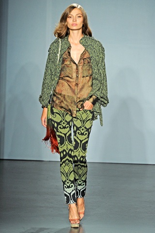 BST xuân hè 2012 của Matthew Williamson - 10 BST xuân hè 2012 của Matthew Williamson