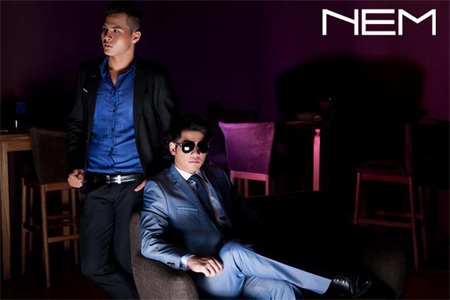 Mặc đồ NEM, nhận “Thư làm giàu”