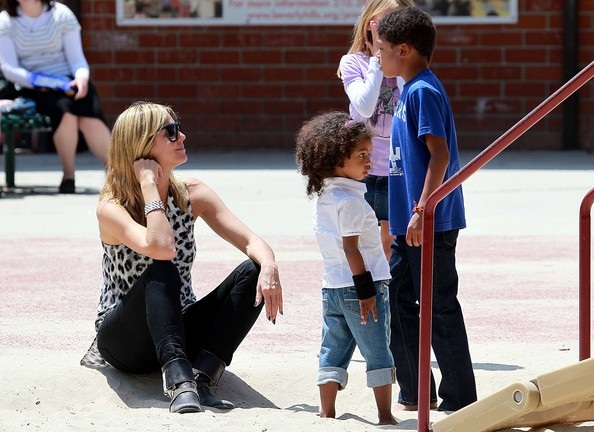 Vòng quanh thế giới giải trí ngày 7/5 - 7 Vòng quanh thế giới giải trí ngày 7/5