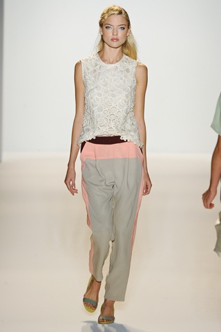 Duyên dáng Lela Rose