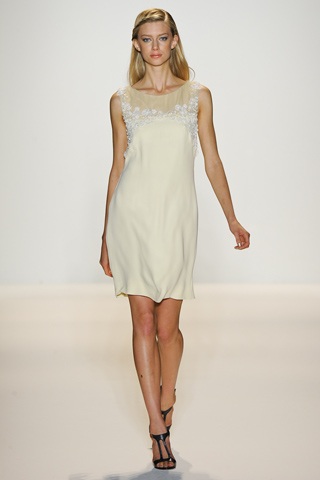 Duyên dáng Lela Rose