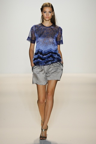 Duyên dáng Lela Rose