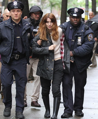 Vòng quanh thế giới giải trí ngày 16/5