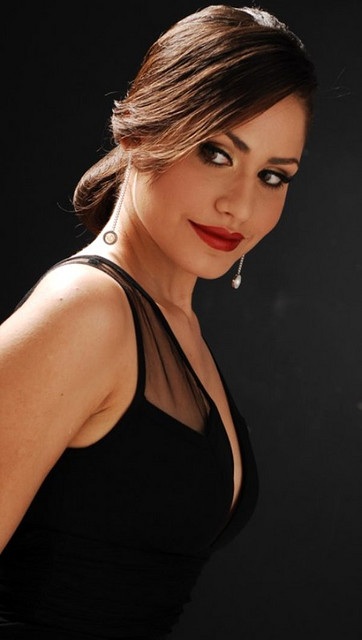 Lại một Hoa hậu bị tước vương miện vì quá già