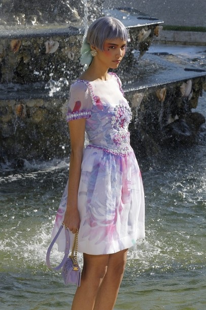 Chanel ra mắt BST mới chào mừng LHP Cannes - 11 Chanel ra mắt BST mới chào mừng LHP Cannes