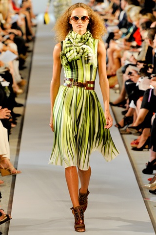 BST nổi bật và rực rỡ của Oscar de la Renta