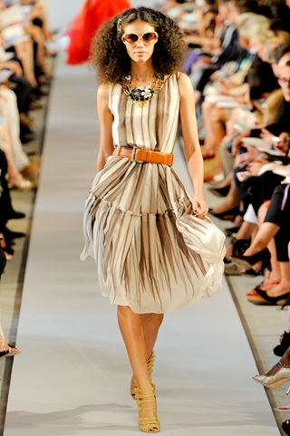 BST nổi bật và rực rỡ của Oscar de la Renta