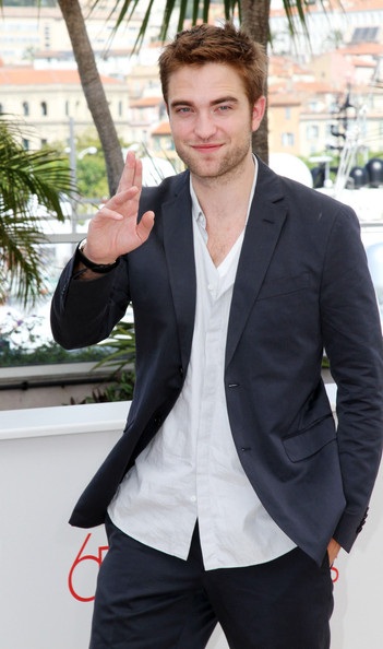 Vòng quanh thế giới giải trí ngày 26/5 - 2 Vòng quanh thế giới giải trí ngày 26/5