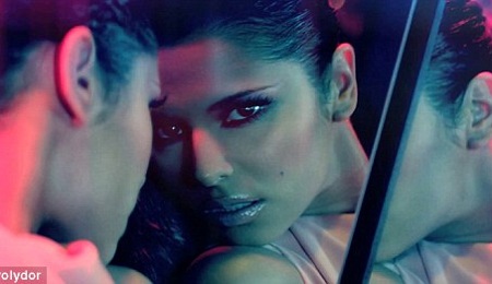 Cheryl Cole khoe thân hình cực hot trong MV mới - 8 Cheryl Cole khoe thân hình cực hot trong MV mới