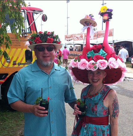 Những chiếc mũ ấn tượng tại ngày hội đua ngựa ở Kentucky - 13 Những chiếc mũ ấn tượng tại ngày hội đua ngựa ở Kentucky