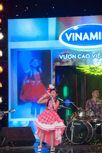 Đồ Rê Mí: thi hát hay thi tài năng? - 3 “Vui Thật Là Vui”: từ… đâm xe vào cột điện - đến sân khấu Đồ Rê Mí